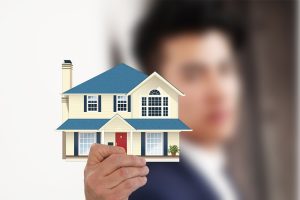 Évaluer besoins avant achat immobilier.
